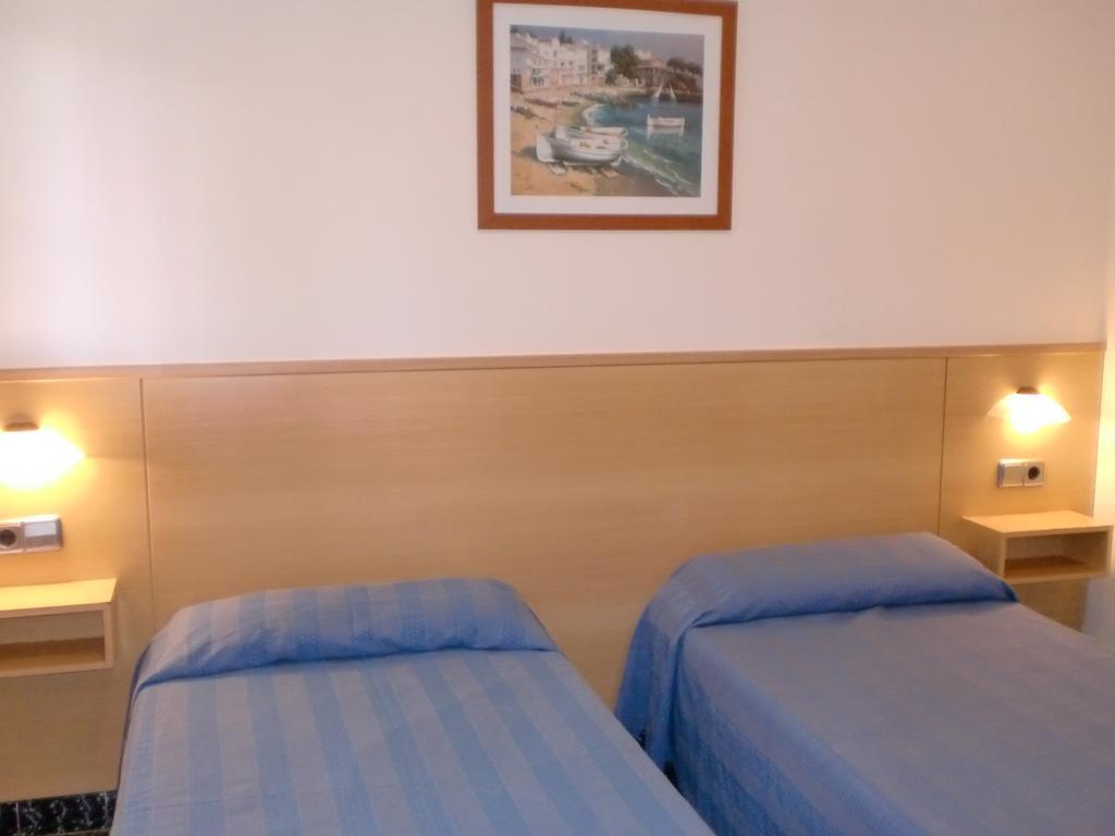 Goya Apartments Salou Luaran gambar